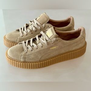 Like New Puma Fenty x Suede Creeper 'Oatmeal'
Sneakers | Tan | Men's Size 11